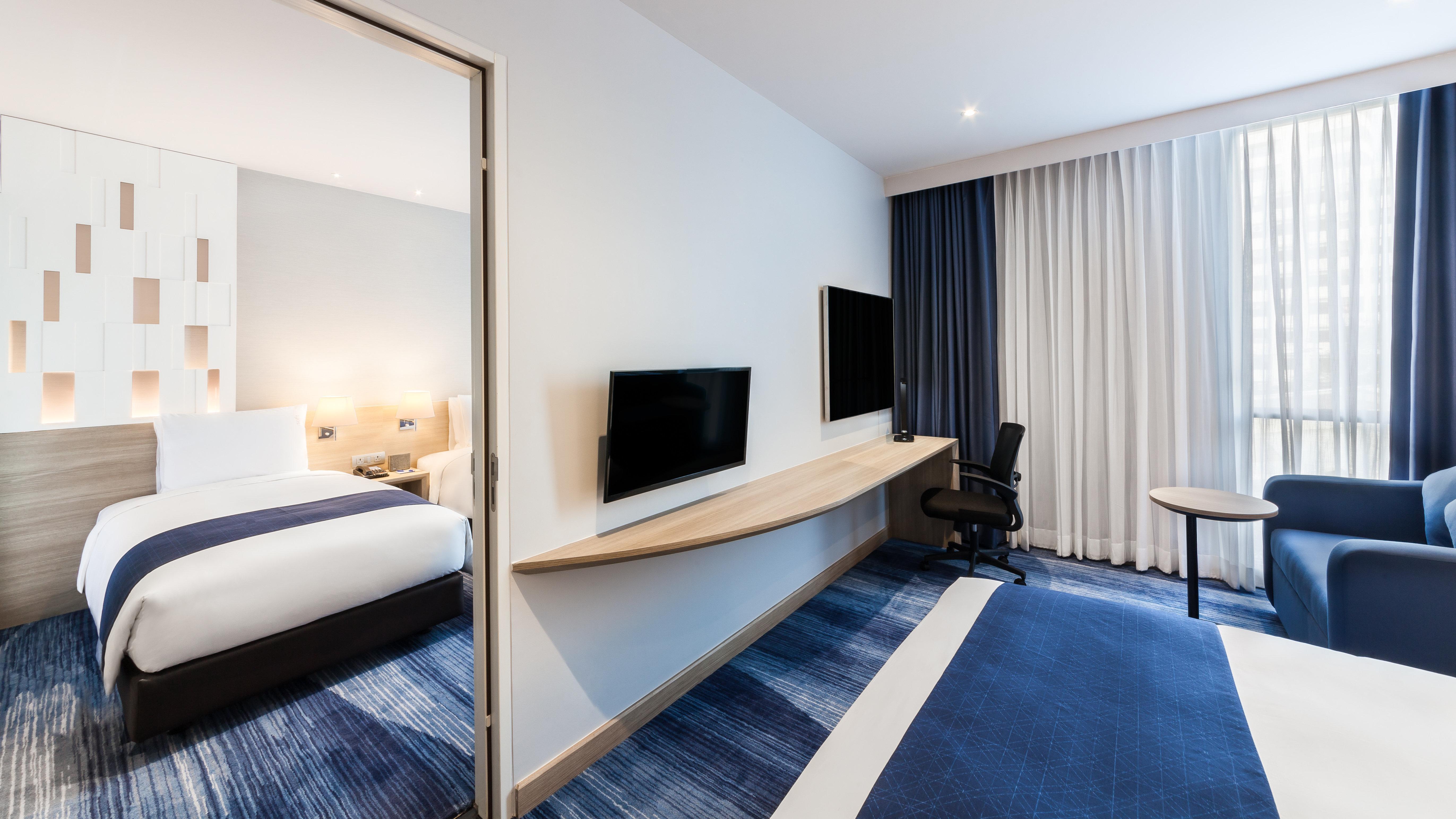 Holiday Inn Express Bangkok Soi Soonvijai By Ihg Εξωτερικό φωτογραφία