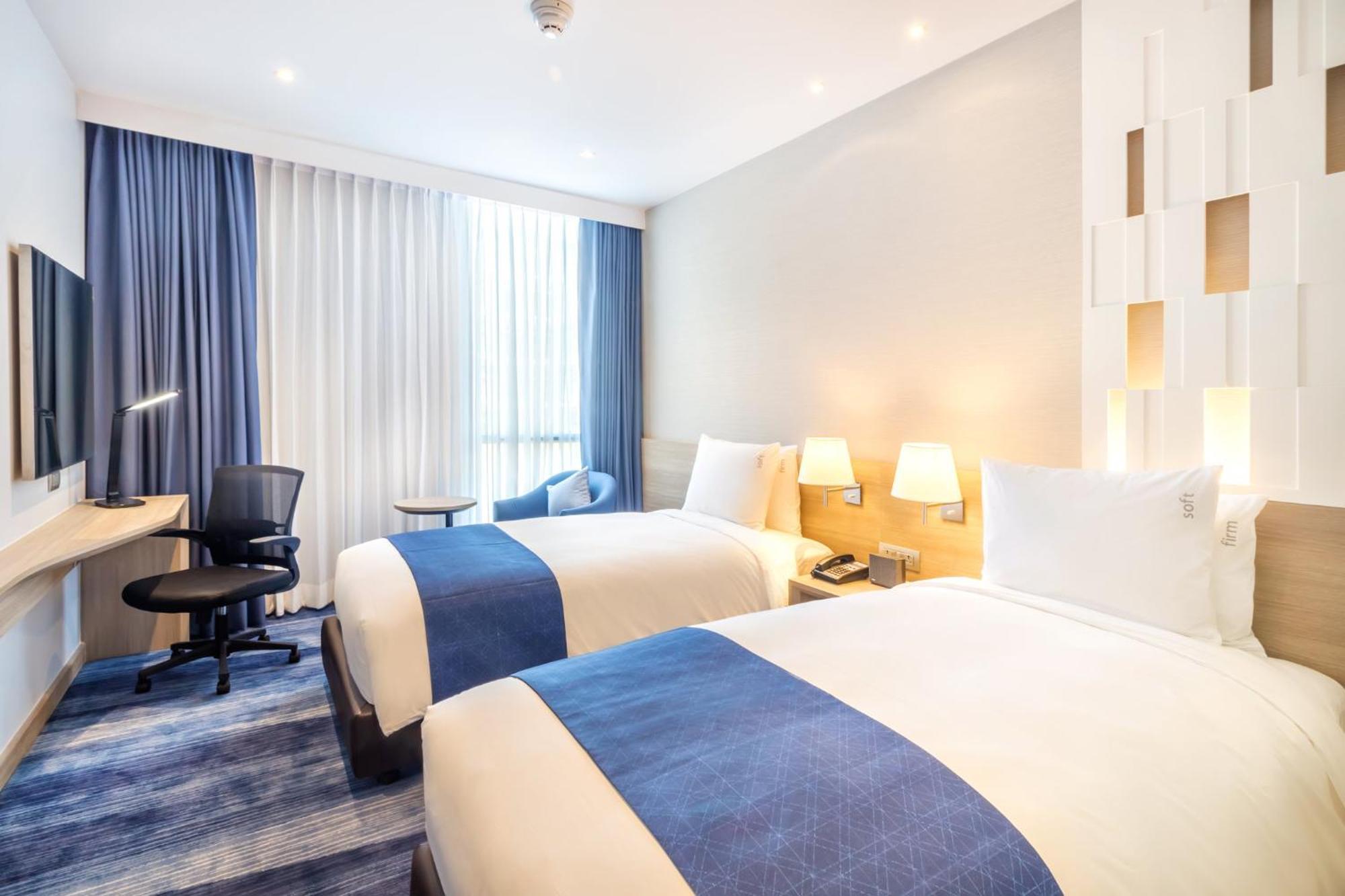 Holiday Inn Express Bangkok Soi Soonvijai By Ihg Εξωτερικό φωτογραφία