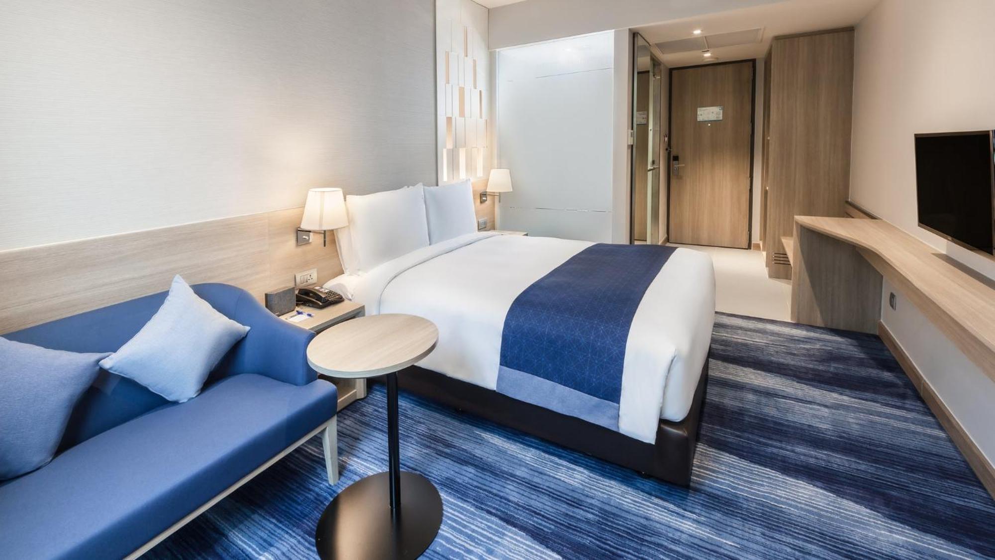 Holiday Inn Express Bangkok Soi Soonvijai By Ihg Εξωτερικό φωτογραφία